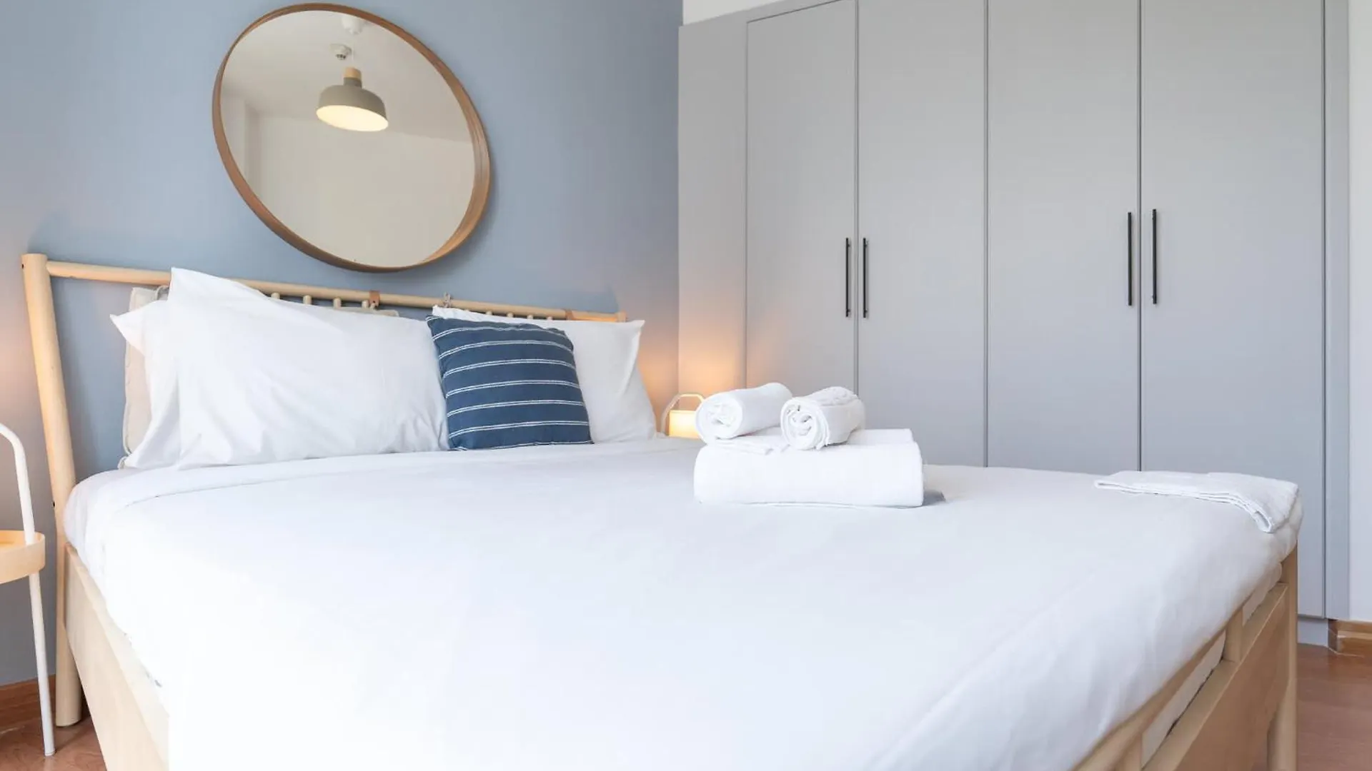 Minimalist Airy 3-Bedroom With Cityscape View In Dubai Marina