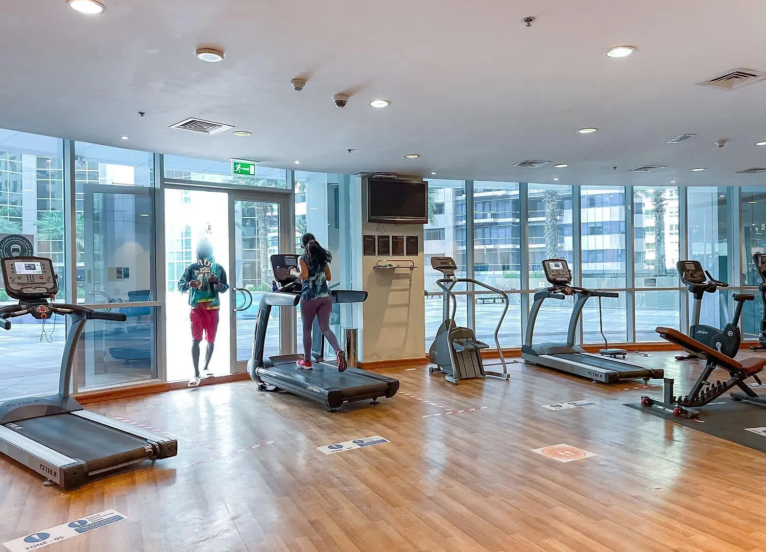 Apartment Minimalist Airy 3-Bedroom With Cityscape View In Dubai Marina